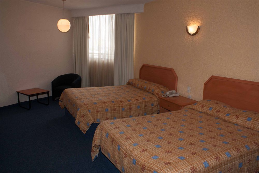Hotel Valle De Mexico Toreo 외부 사진