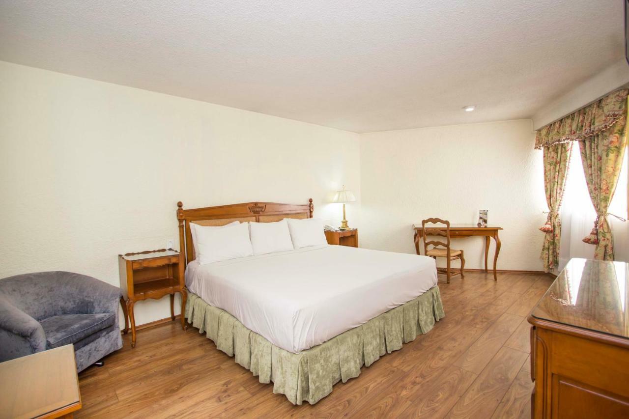 Hotel Valle De Mexico Toreo 외부 사진